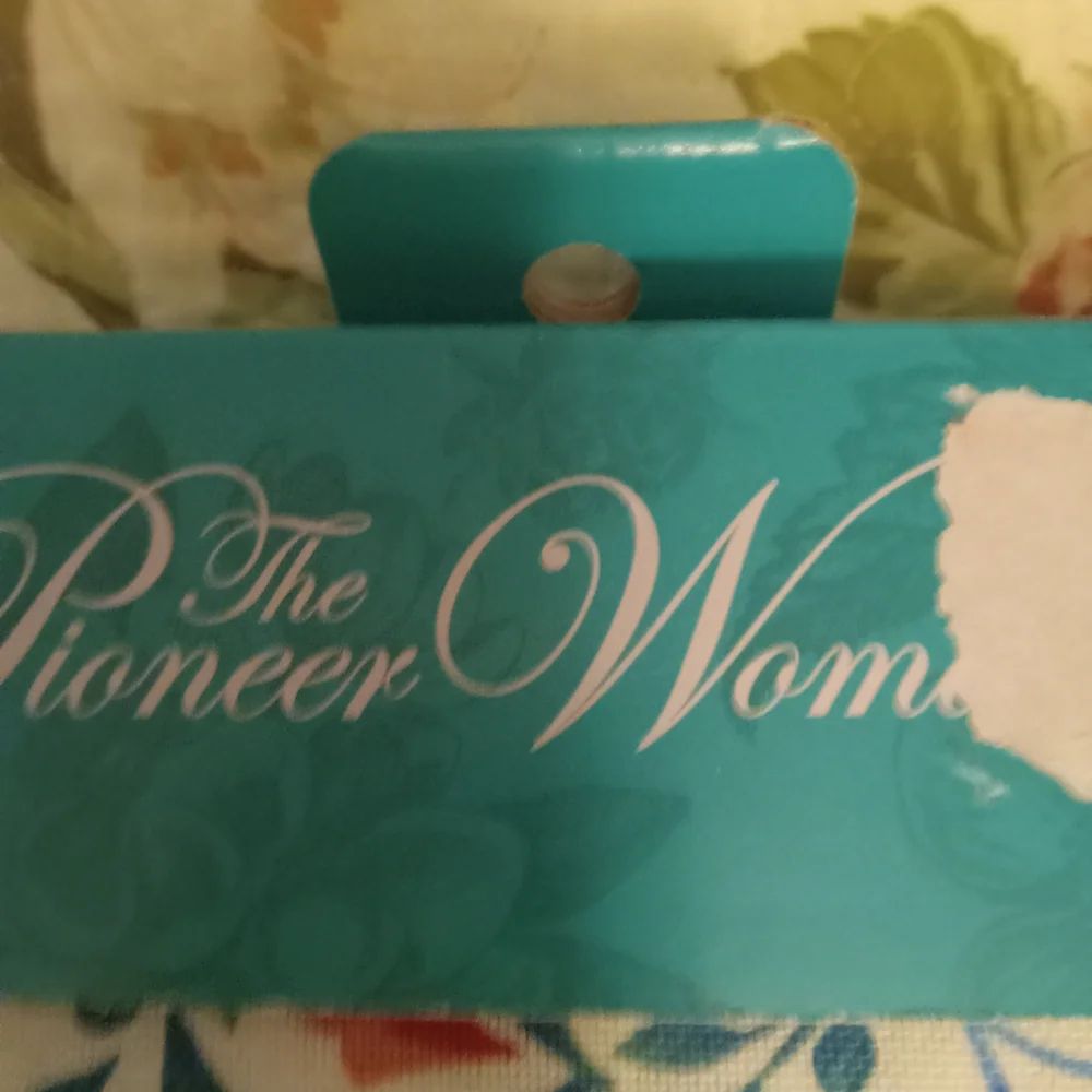The Pioneer Woman Mazie Floral With Birds 3Pc Window Curtains New In Box - Picture 2 of 7